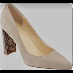Ivanka Trump Katies Suede Pumps size 6